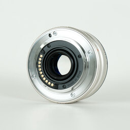 OLYMPUS M.ZUIKO DIGITAL 17mm F1.8