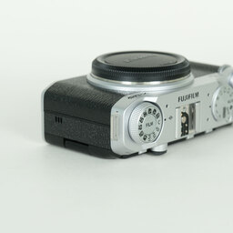 FUJIFILM X-M5 FUJIFILM X-M5