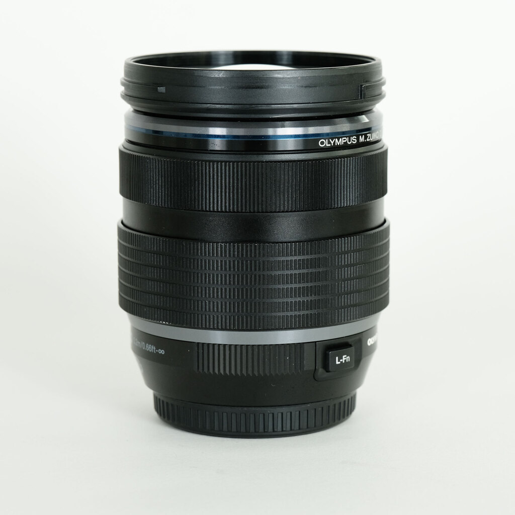 OLYMPUS M.ZUIKO DIGITAL ED 12-40mm F2.8 PRO