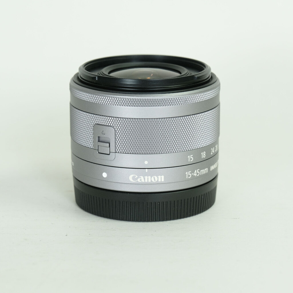 Canon EF-M15-45mm F3.5-6.3 IS STM