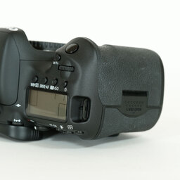 Canon EOS 7D Mark II