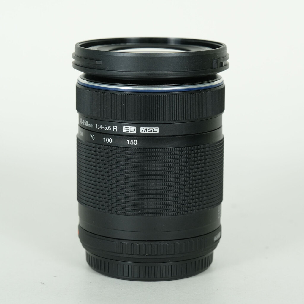 OLYMPUS M.ZUIKO DIGITAL ED 40-150mm F4.0-5.6 R [�u���b�N]