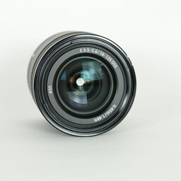 SONY E 18-135mm F3.5-5.6 OSS SEL18135