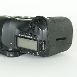 Canon EOS 5D Mark III Canon EOS 5D Mark III