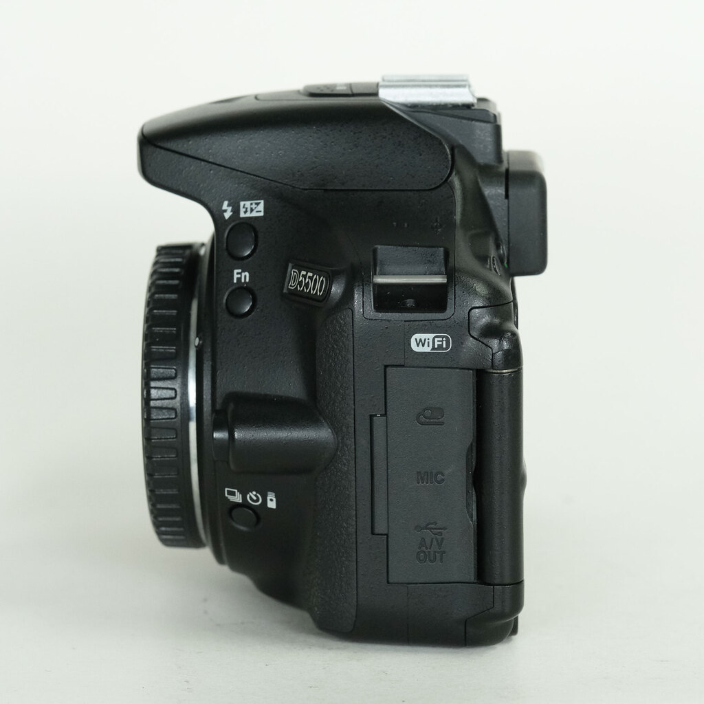 Nikon D5500