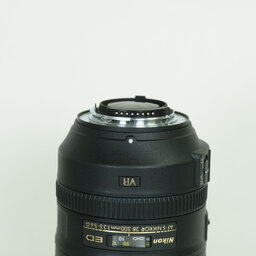 Nikon AF-S NIKKOR 28-300mm f/3.5-5.6G ED VR