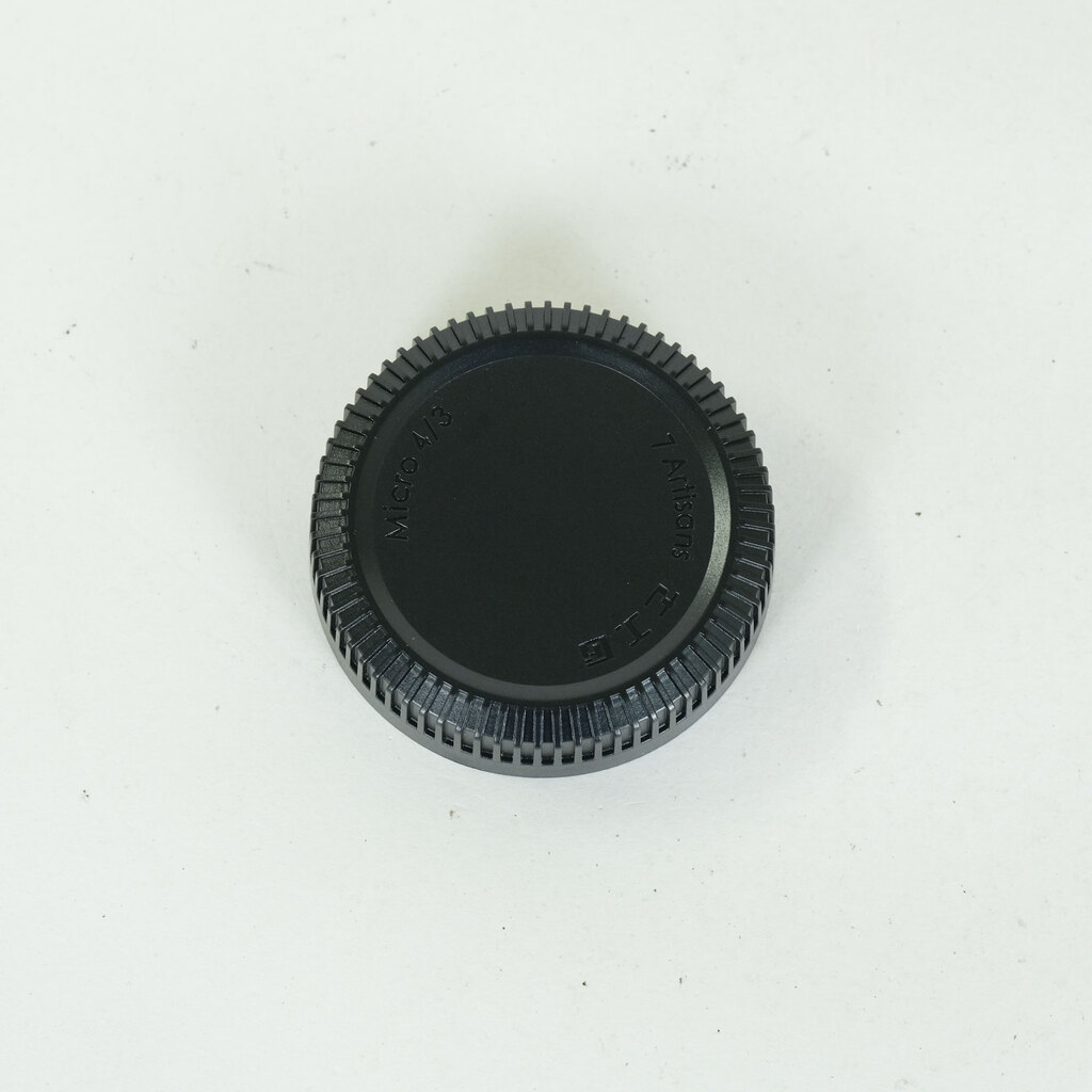 七工匠 7artisans 25mm F1.8 (マイクロフォーサーズ用) ブラック