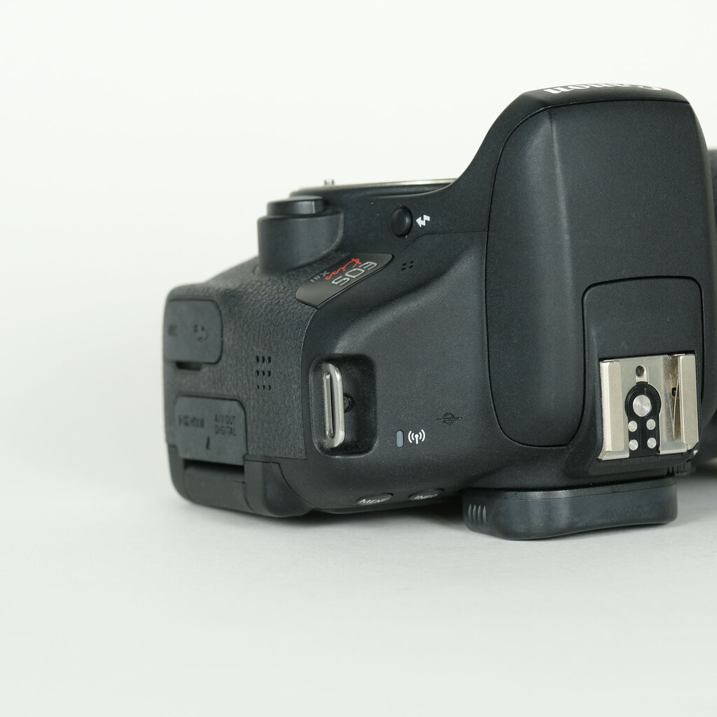Canon EOS Kiss X8iの出品 | ONE SCENE（ワンシーン）
