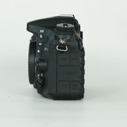 Nikon D7100