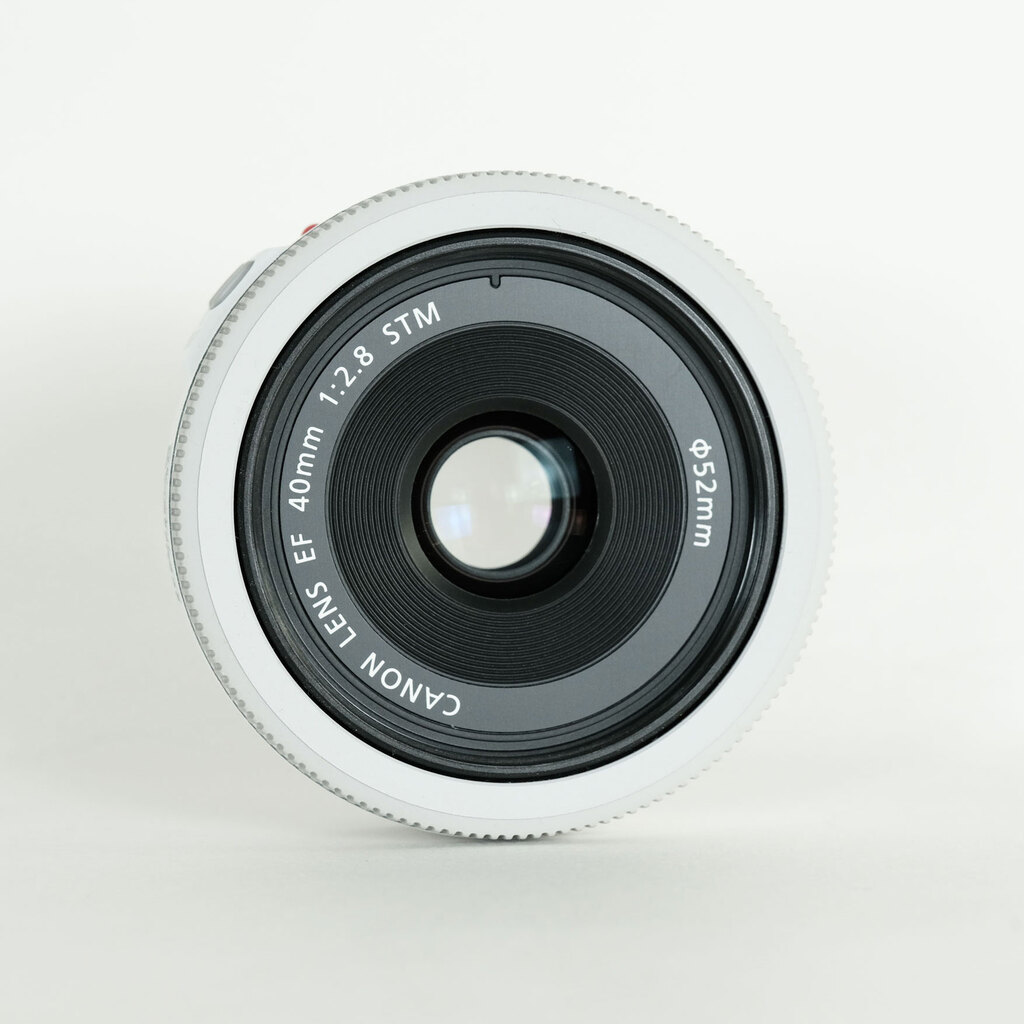 Canon EF40mm F2.8 STM ホワイト