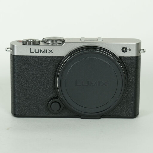 Panasonic LUMIX DC-S9