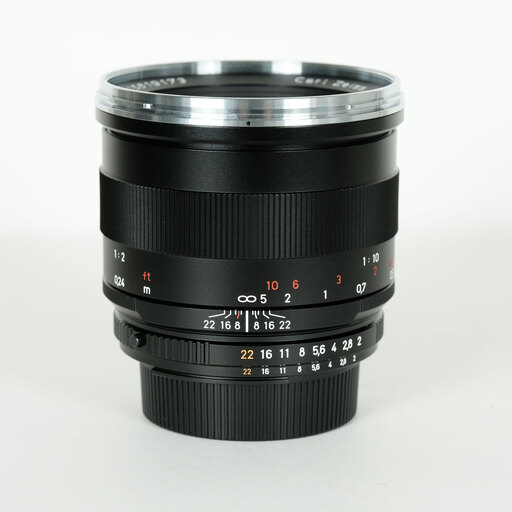 Carl Zeiss Makro Planar T* 2/50 ZF.2 [ニコンF用]