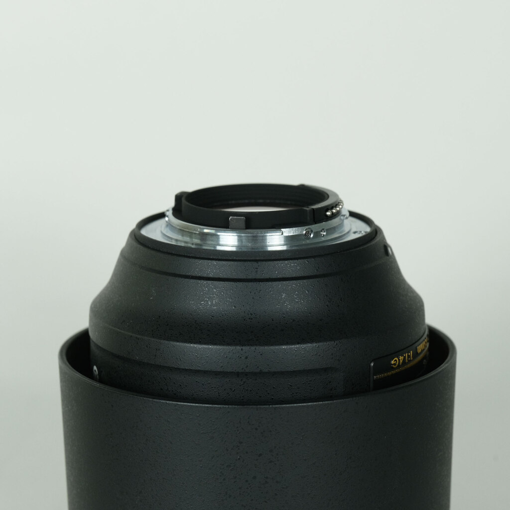 Nikon AF-S NIKKOR 85mm f/1.4Gの出品 | ONE SCENE（ワンシーン）
