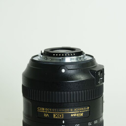 Nikon AF-S DX NIKKOR 18-300mm f/3.5-6.3G ED VR