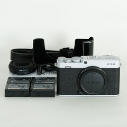 FUJIFILM X-E4