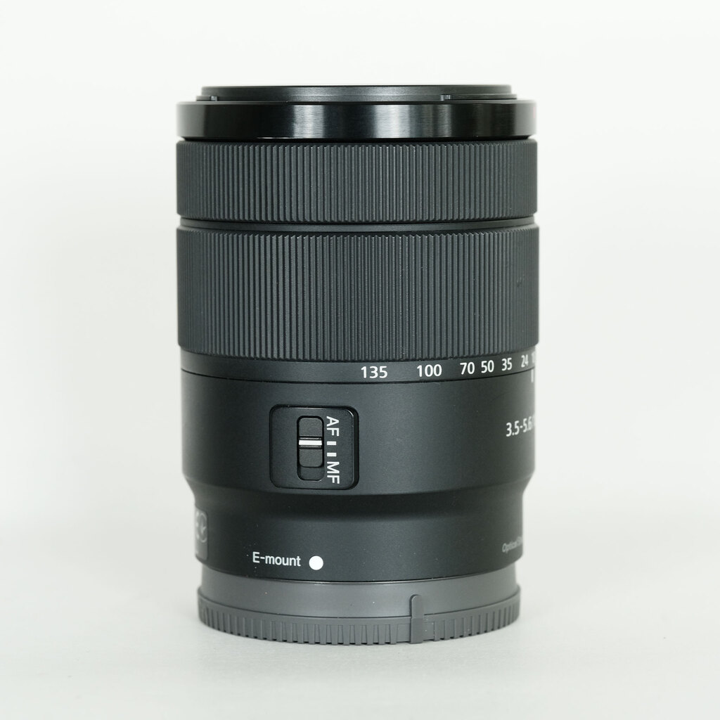 SONY E 18-135mm F3.5-5.6 OSS SEL18135