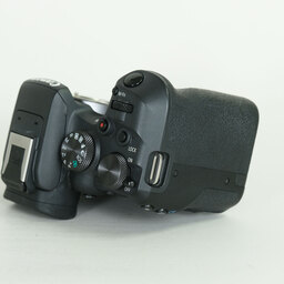 Canon EOS R10