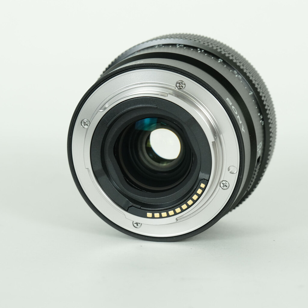 SONY FE 40mm F2.5 G SEL40F25Gの出品 | ONE SCENE（ワンシーン）