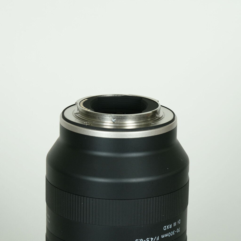 TAMRON 70-300mm F/4.5-6.3 Di III RXD (Model A047) [ソニーE用]