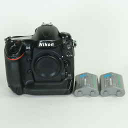 Nikon D4