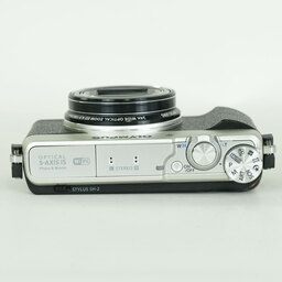 OLYMPUS STYLUS SH-2 シルバー
