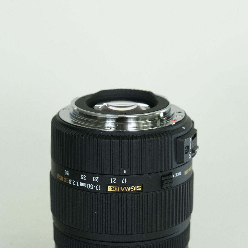 SIGMA 17-50mm F2.8 EX DC OS HSM (キヤノンEF用)