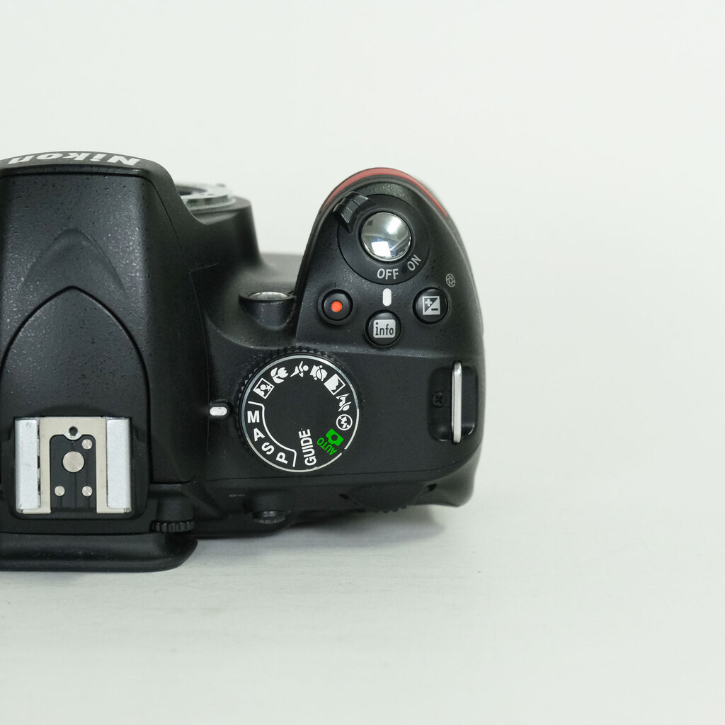 Nikon D3200ボディ ブラック