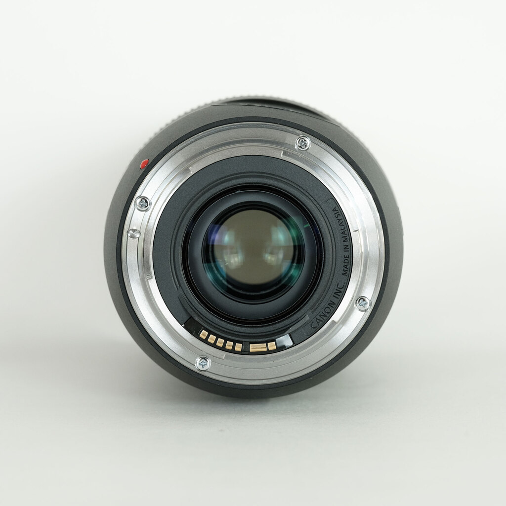 Canon EF70-300mm F4-5.6 IS II USM Canon EF70-300mm F4-5.6 IS II USM