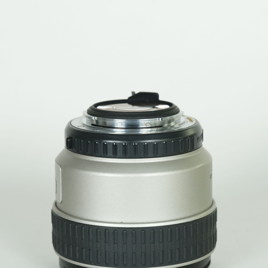 PENTAX FA*85mm F1.4[IF]