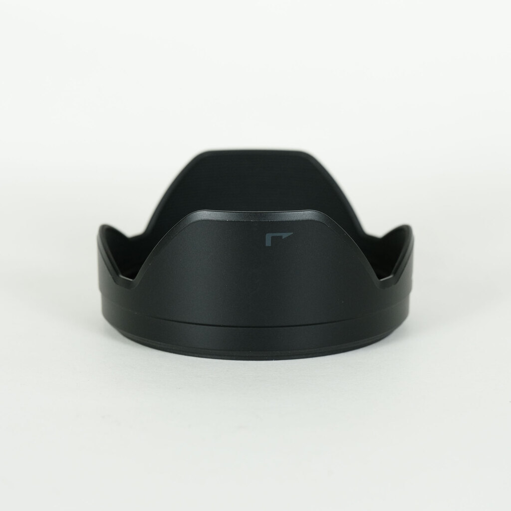 OLYMPUS M.ZUIKO DIGITAL ED 12-40mm F2.8 PRO II OLYMPUS M.ZUIKO DIGITAL ED 12-40mm F2.8 PRO II