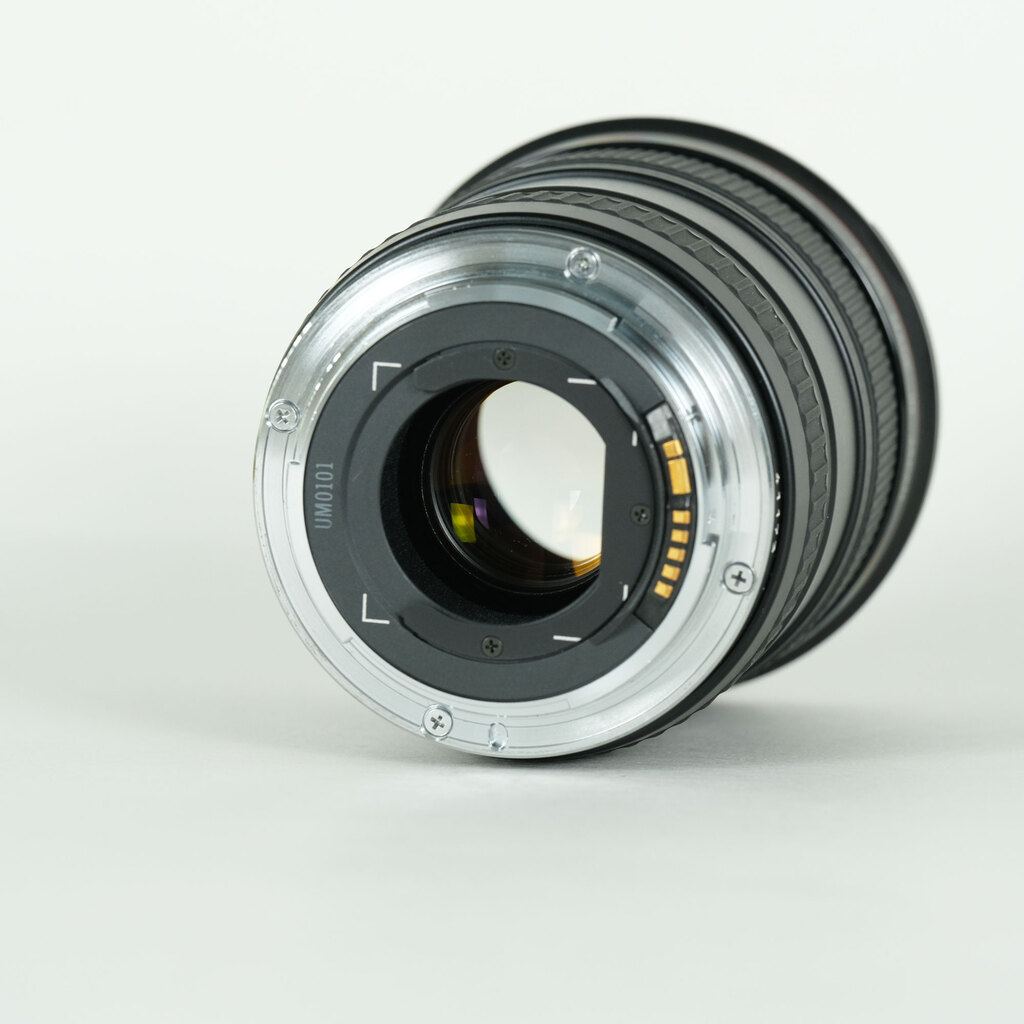 Canon EF17-35mm F2.8L USM 訳あり AF動作品 フード付 Canon EF17-35mm F2.8L USMの出品 | ONE SCENE（ワンシーン）