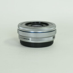 OLYMPUS M.ZUIKO DIGITAL ED 14-42mm F3.5-5.6 EZ シルバー