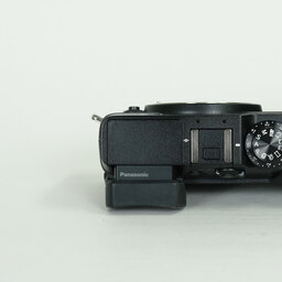 Panasonic LUMIX DMC-GX8 ボディ ブラック