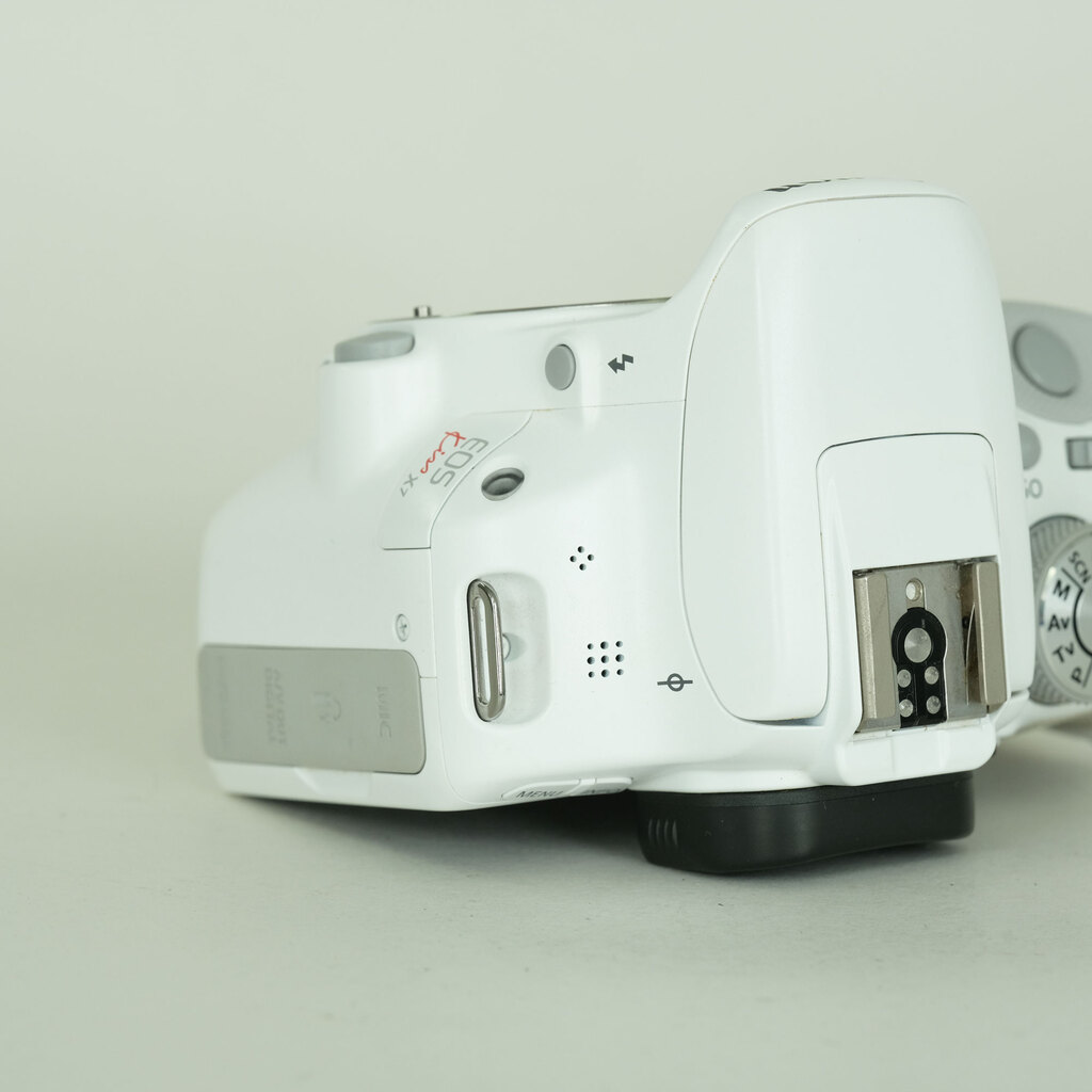 Canon EOS Kiss X7 ボディ ホワイト