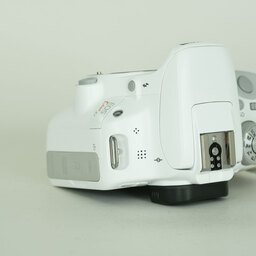 Canon EOS Kiss X7 ボディ ホワイト