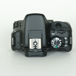 Canon EOS Kiss X7