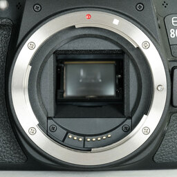 Canon EOS 8000D Canon EOS 8000D