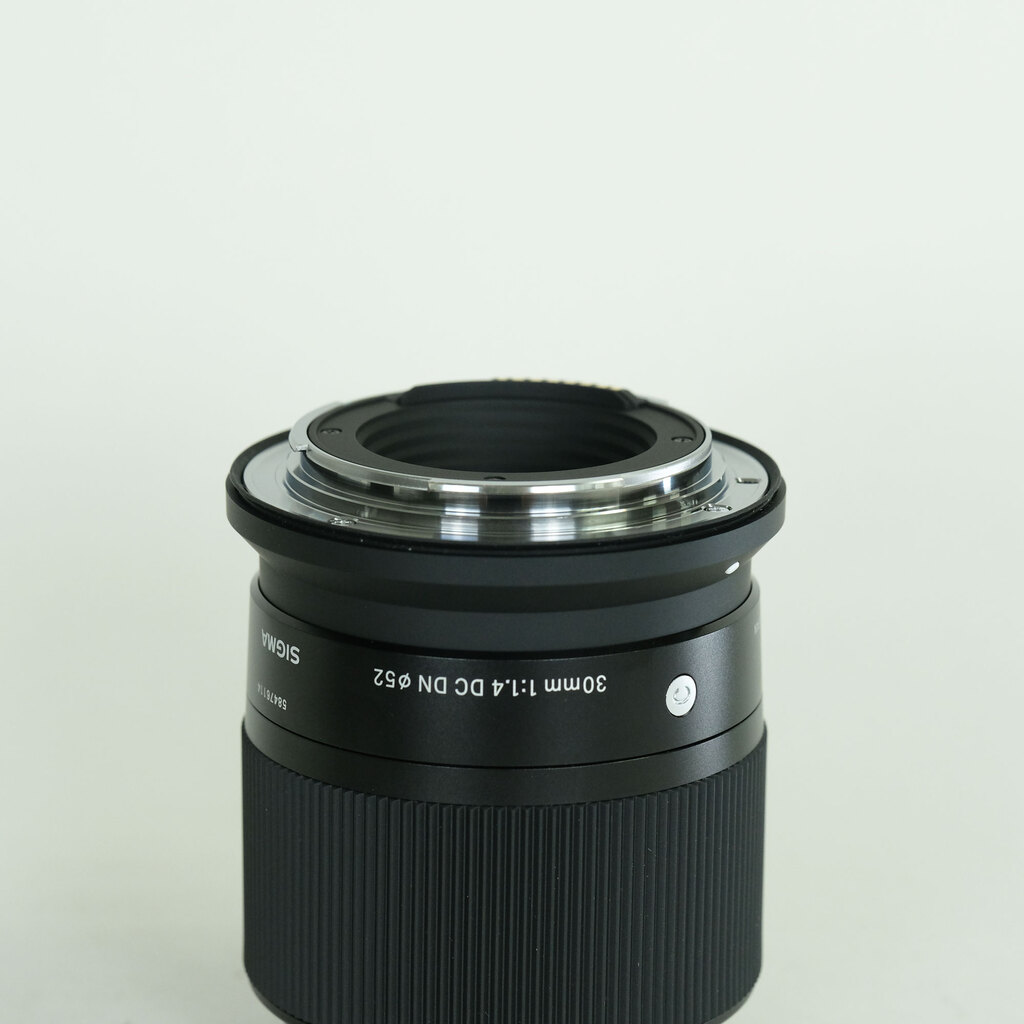 SIGMA 30mm F1.4 DC DN｜Contemporary [キヤノンRF用]
