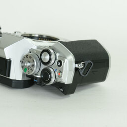 OM SYSTEM OM-5