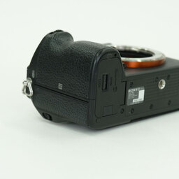 SONY α7 III(ILCE-7M3) SONY α7 III(ILCE-7M3)