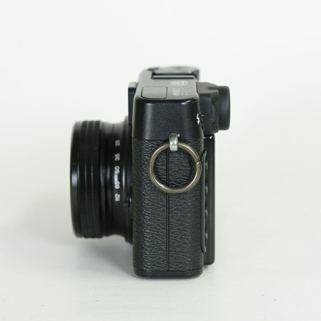 FUJIFILM X10 ブラック