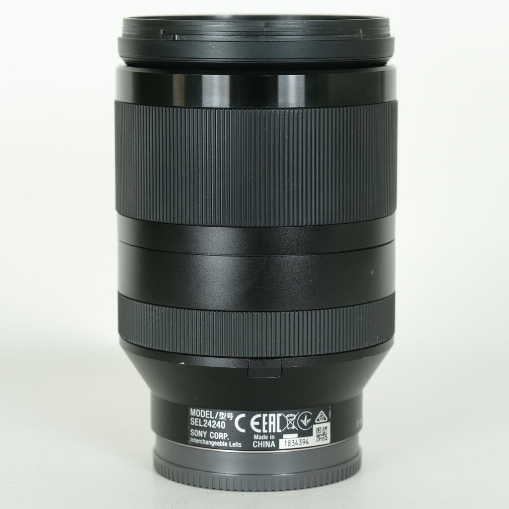 SONY FE 24-240mm F3.5-6.3 OSS SEL24240
