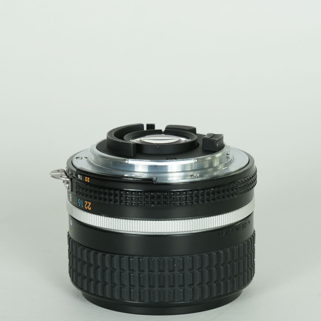 Nikon Ai Nikkor 28mm F2.8Sの出品 | ONE SCENE（ワンシーン）