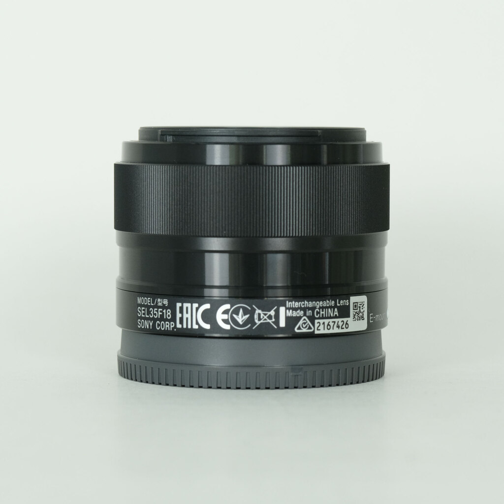 SONY E 35mm F1.8 OSS SEL35F18
