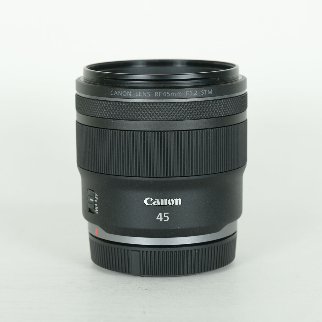 Canon RF45mm F1.2 STM