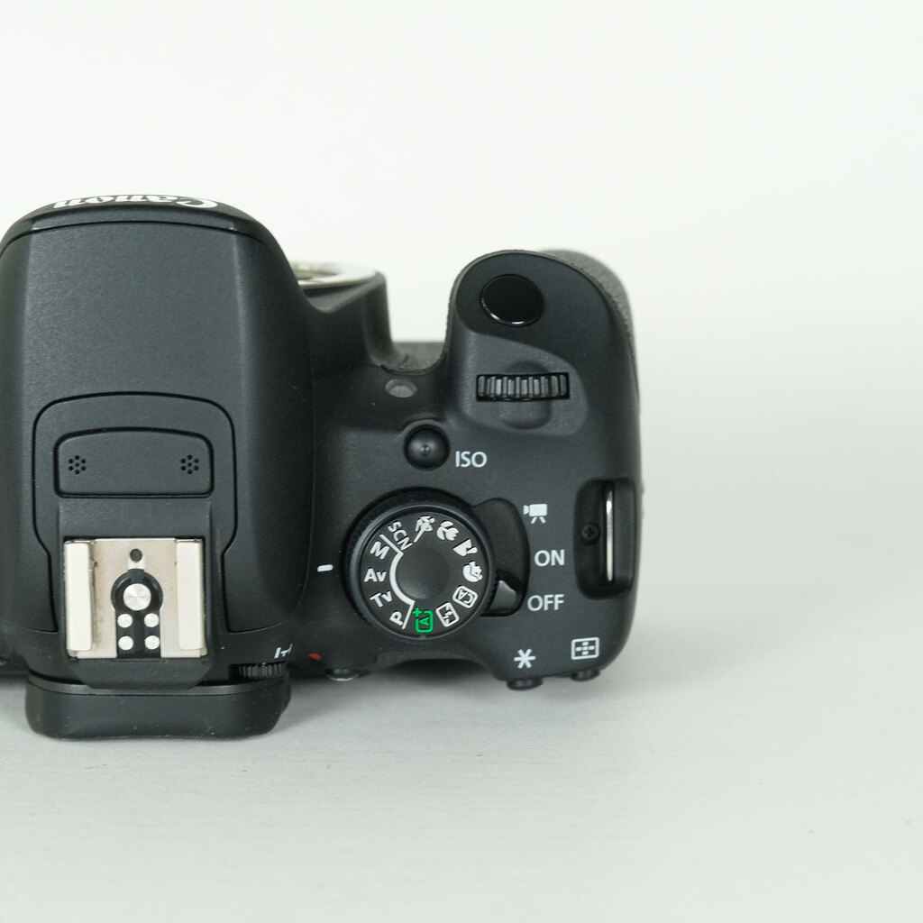 Canon EOS Kiss X7iの出品 | ONE SCENE（ワンシーン）