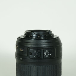 Nikon AF-S DX NIKKOR 18-55mm F3.5-5.6 G VR