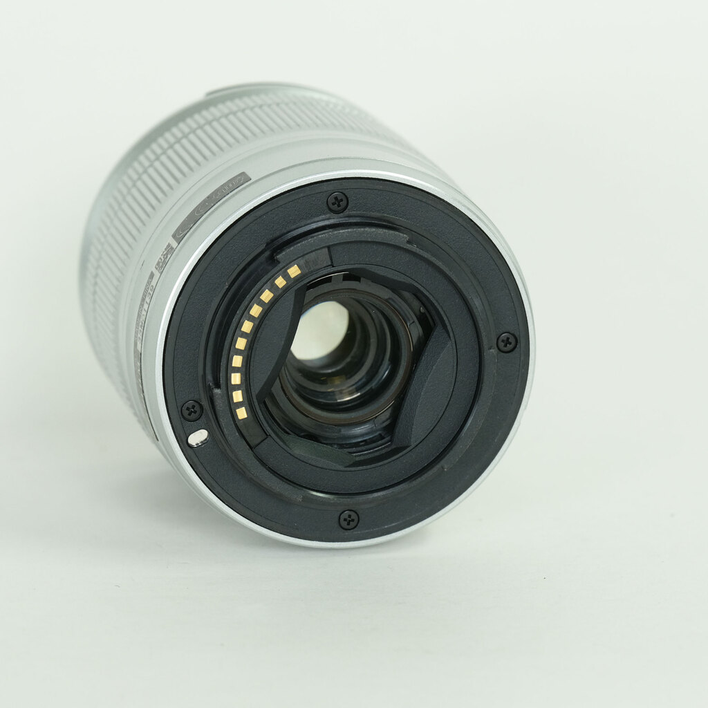 FUJIFILM フジノン XC16-50mm F3.5-5.6 OIS シルバー