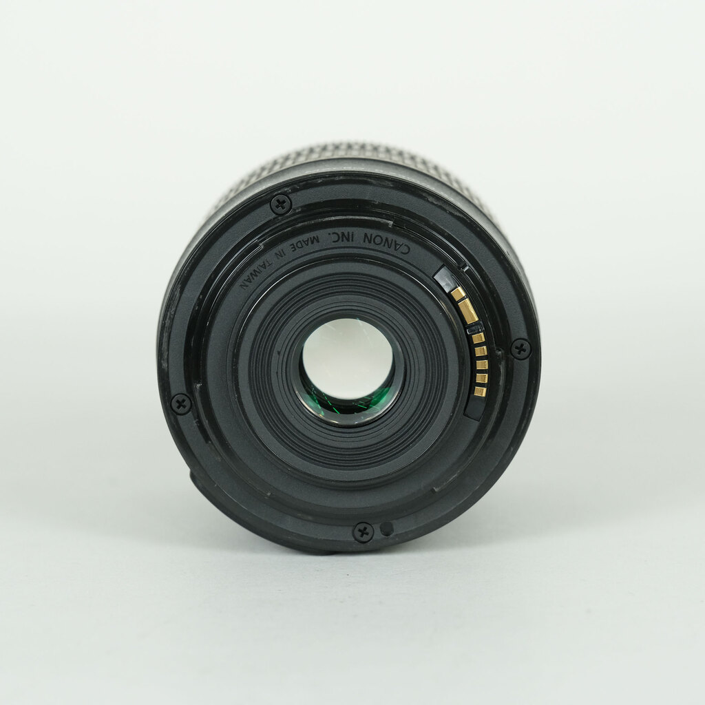 Canon EF-S18-55mm F4-5.6 IS STM
