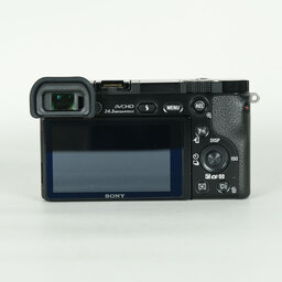 SONY α6000（ILCE-6000）の出品 | ONE SCENE（ワンシーン）